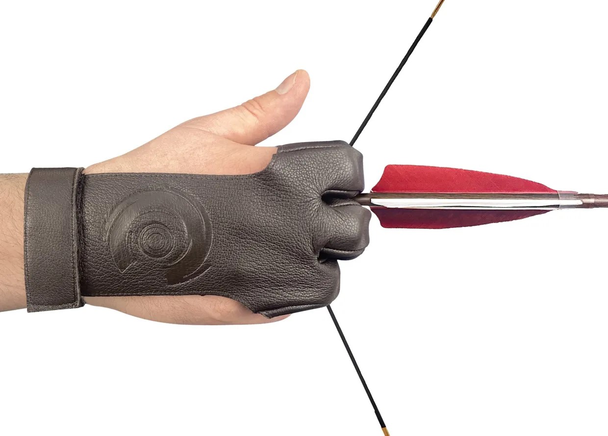 Перчатка для стрельбы из лука кожа (коричневая)